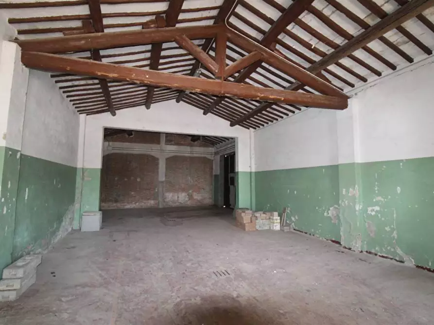 Immagine 16 di Casa colonica in vendita  a Asciano
