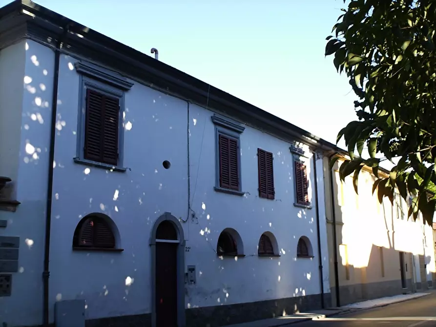 Immagine 2 di Appartamento in vendita  a Pisa