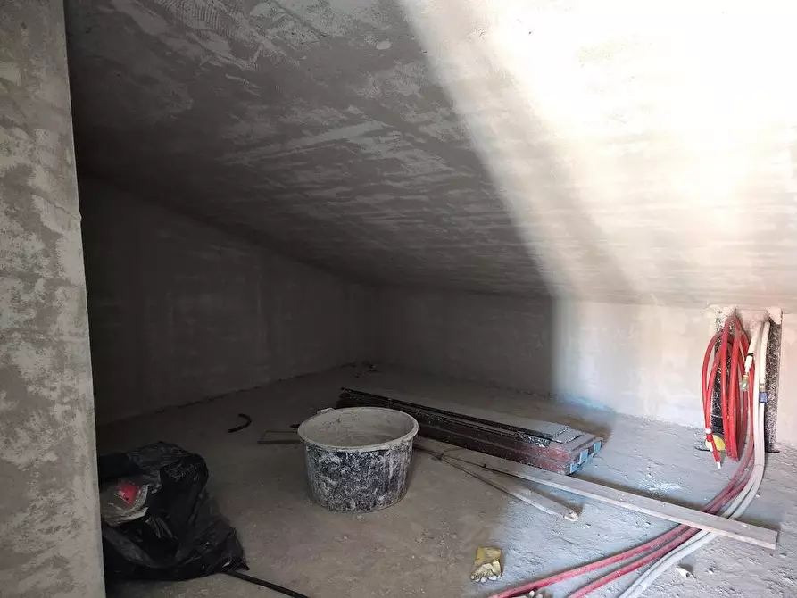 Immagine 8 di Villetta a schiera in vendita  a Santa Maria A Monte