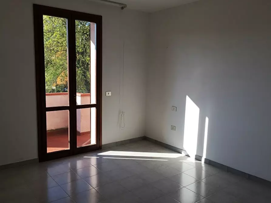 Immagine 8 di Villetta a schiera in vendita  a Montopoli In Val D'arno