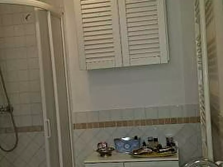 Immagine 10 di Villa in vendita  a Cascina