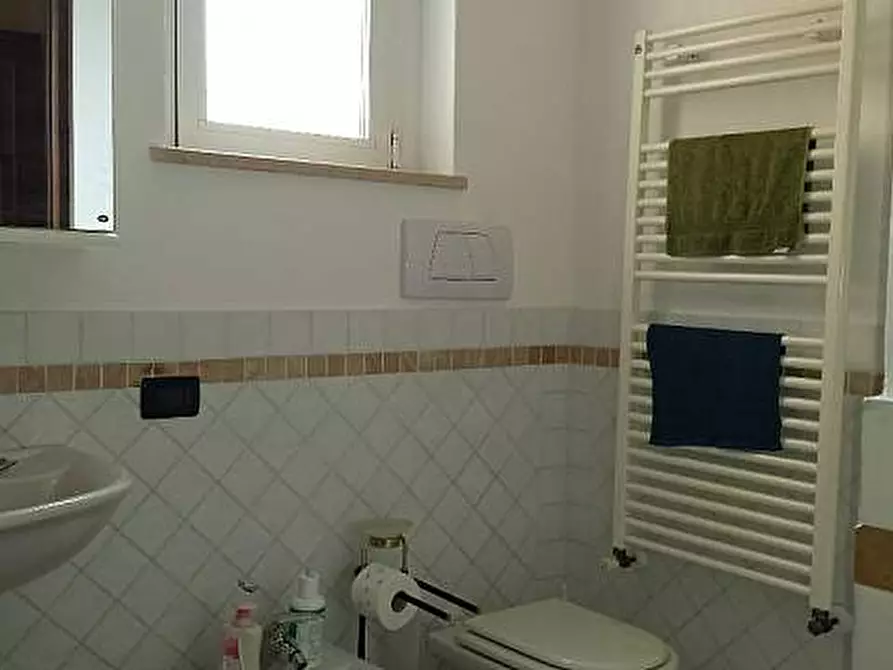 Immagine 7 di Villa in vendita  a Cascina