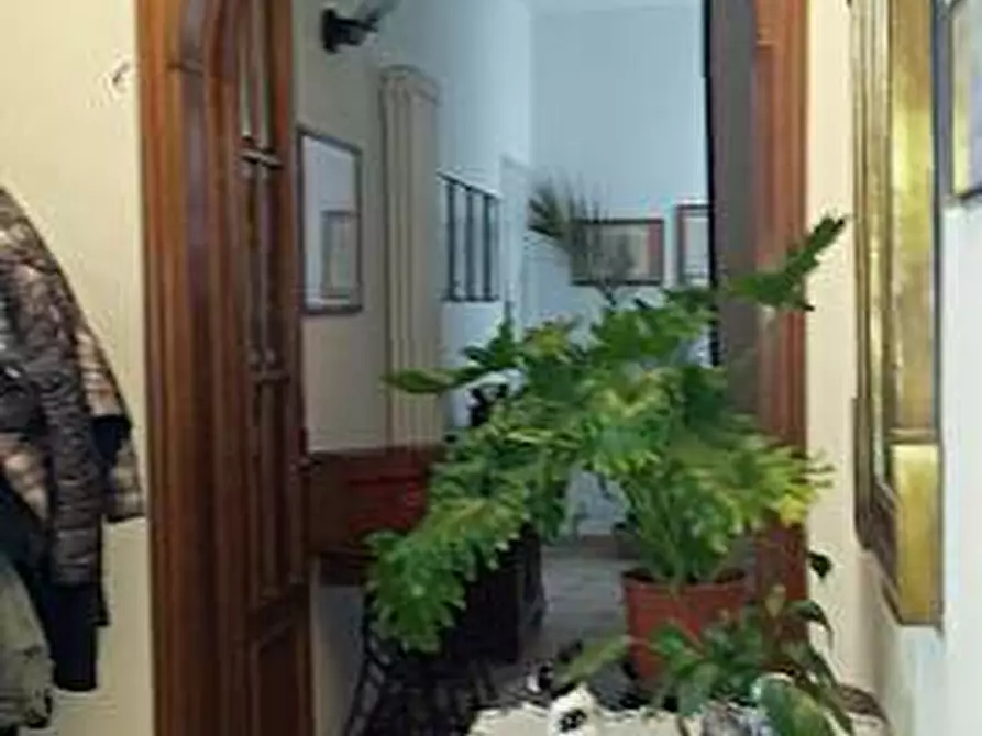 Immagine 4 di Villa in vendita  a Cascina