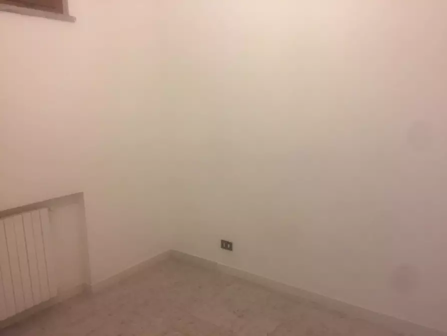 Immagine 9 di Appartamento in vendita  a Livorno