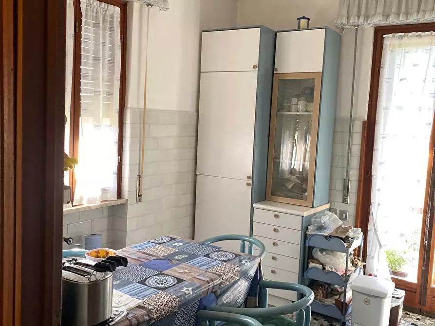 Immagine 3 di Casa bifamiliare in vendita  a San Giuliano Terme