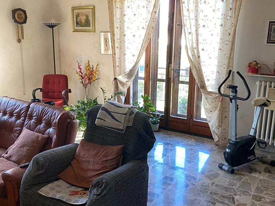 Immagine 9 di Casa bifamiliare in vendita  a San Giuliano Terme
