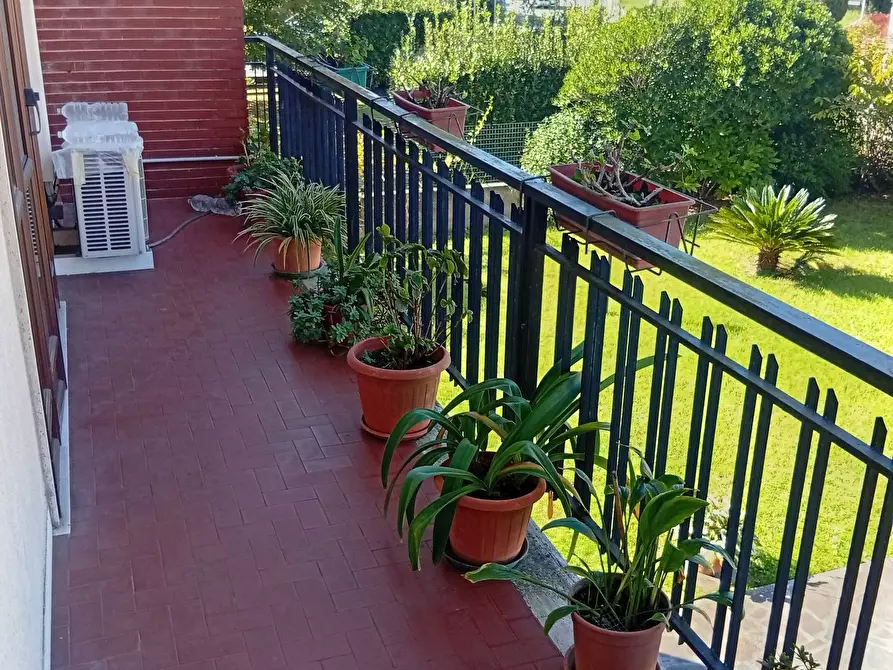 Immagine 8 di Casa bifamiliare in vendita  a San Giuliano Terme