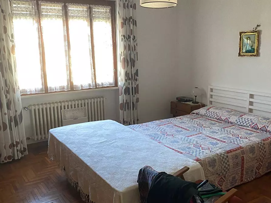 Immagine 4 di Casa bifamiliare in vendita  a San Giuliano Terme