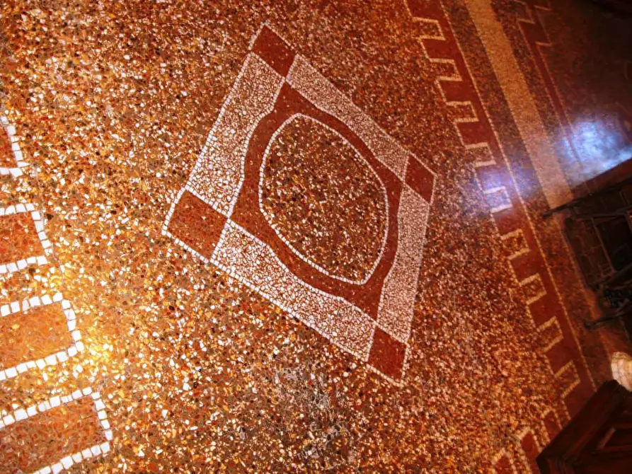 Immagine 45 di Villa in vendita  a Fauglia