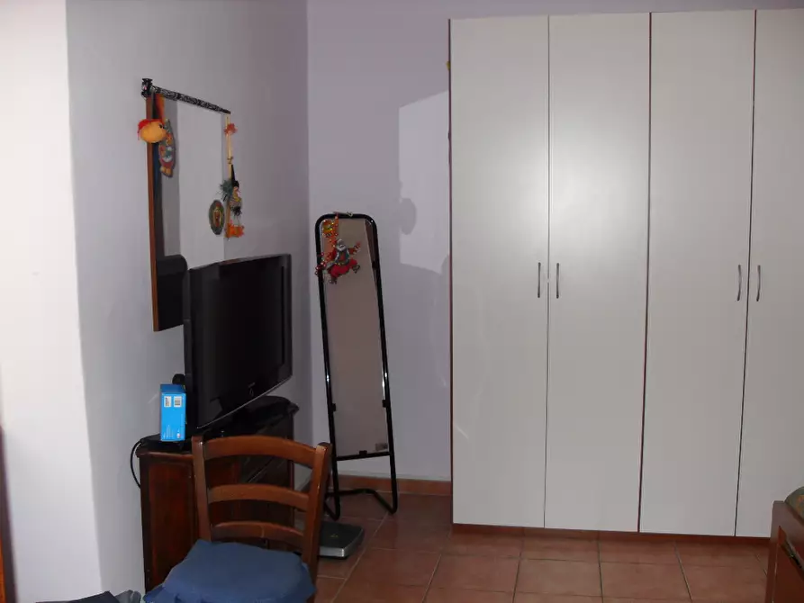 Immagine 2 di Appartamento in vendita  a Livorno