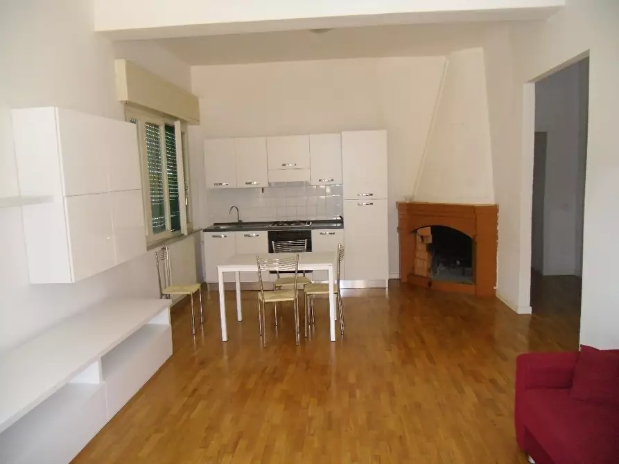 Immagine 2 di Appartamento in vendita  a Santa Maria A Monte