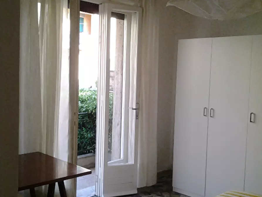 Immagine 5 di Appartamento in affitto  a Pisa