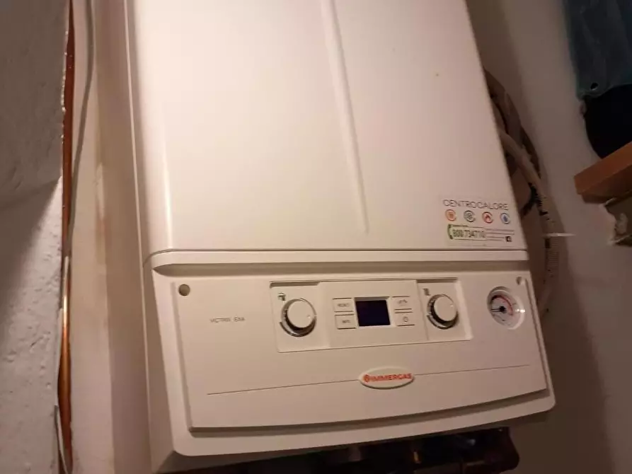 Immagine 14 di Appartamento in affitto  a Pisa