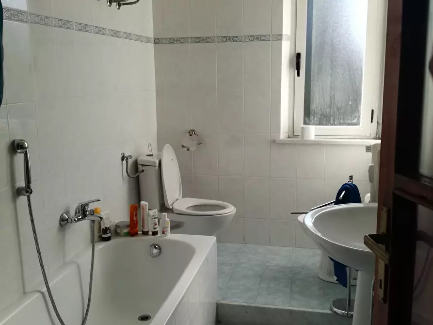 Immagine 6 di Appartamento in affitto  a Pisa