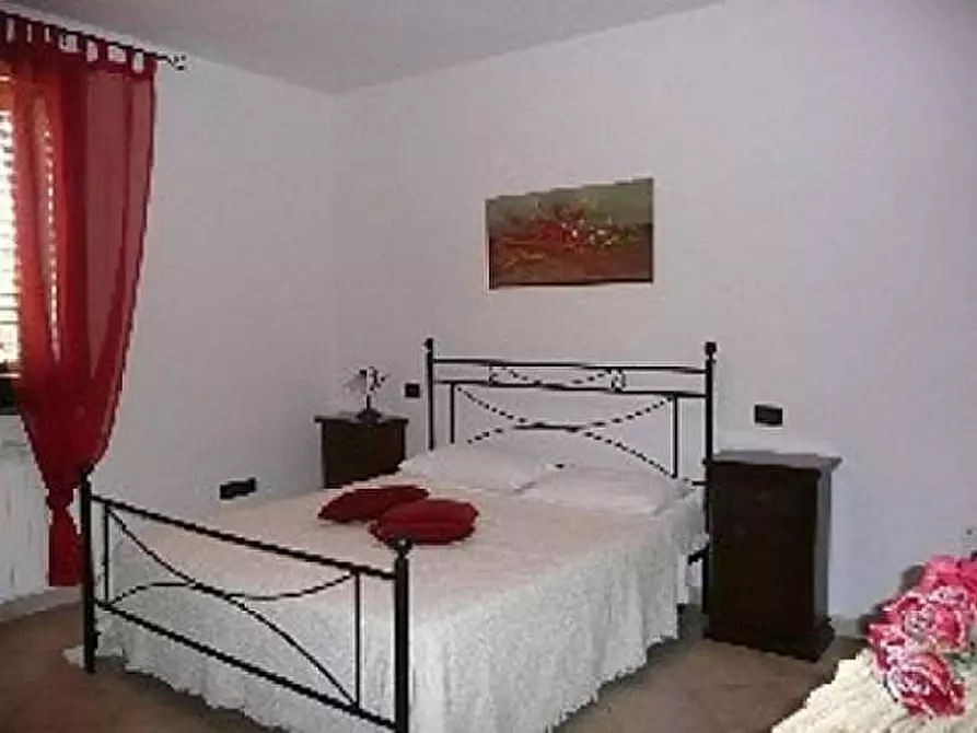 Immagine 5 di Appartamento in affitto  a Santa Maria A Monte