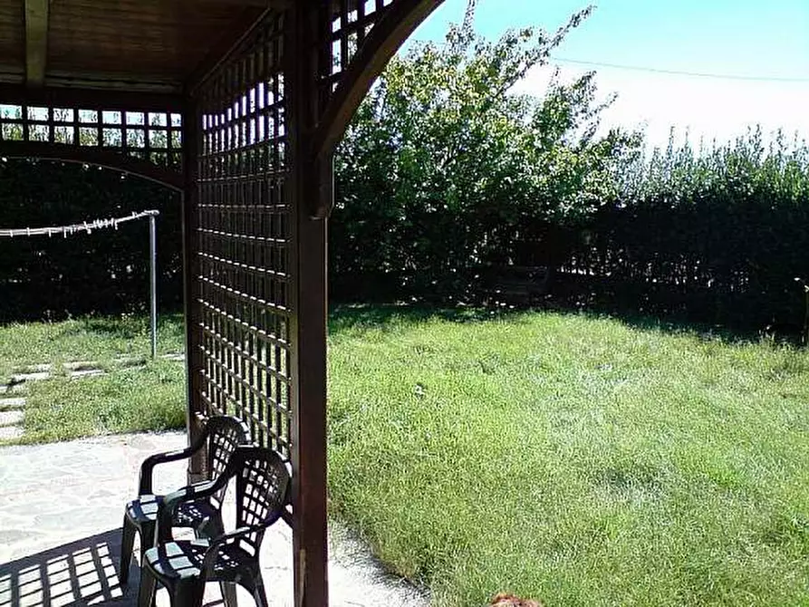 Immagine 3 di Villetta a schiera in vendita  a Pontedera