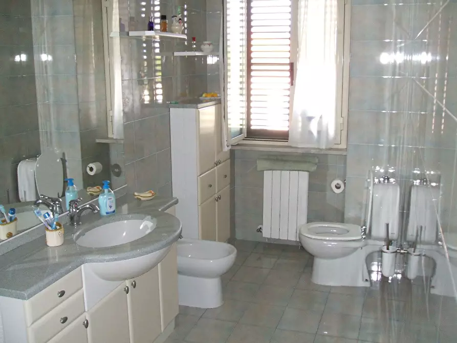 Immagine 5 di Appartamento in vendita  a San Giuliano Terme