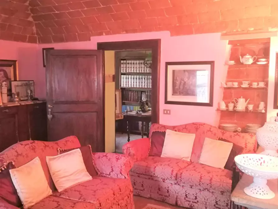 Immagine 12 di Appartamento in vendita  a San Giuliano Terme