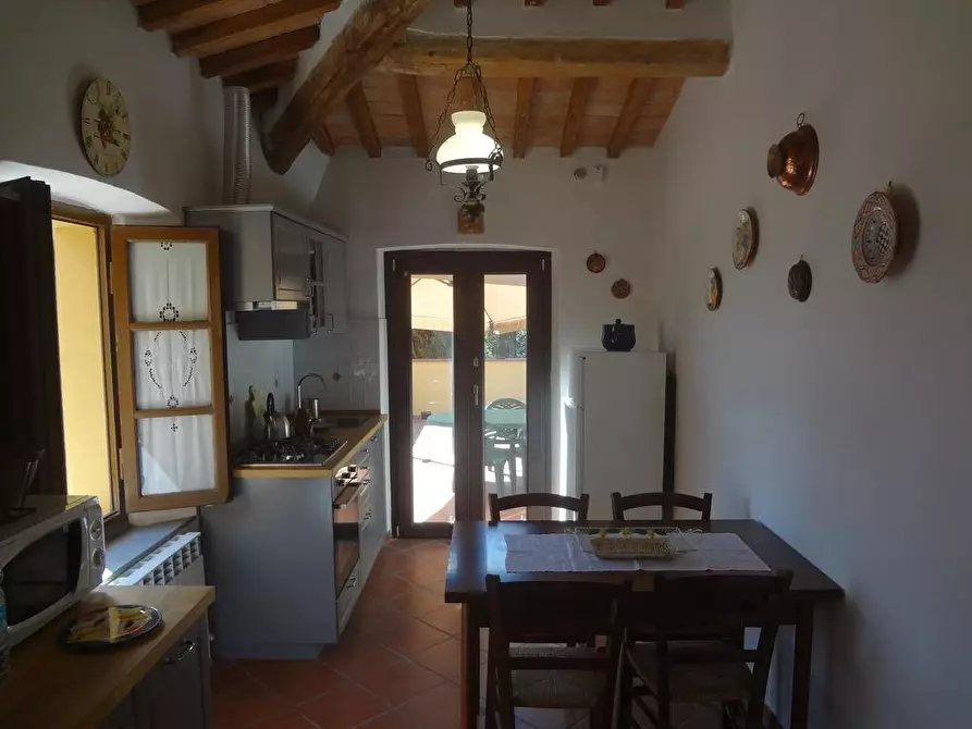 Immagine 6 di Appartamento in affitto  a Collesalvetti