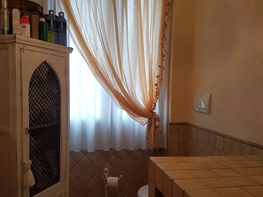 Immagine 6 di Appartamento in vendita  a Santa Maria A Monte