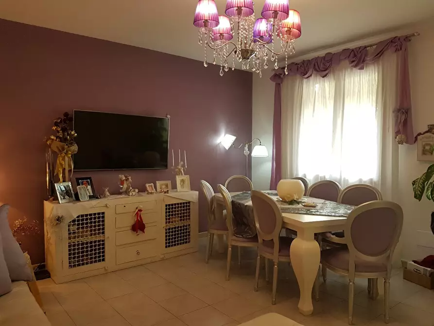 Immagine 2 di Appartamento in vendita  a Santa Maria A Monte