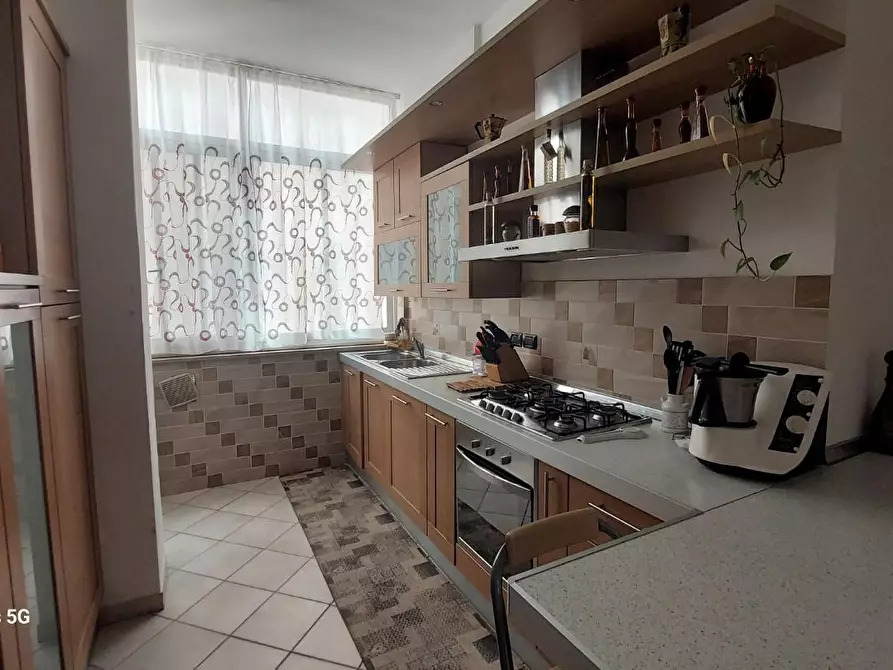 Immagine 13 di Appartamento in vendita  a Livorno