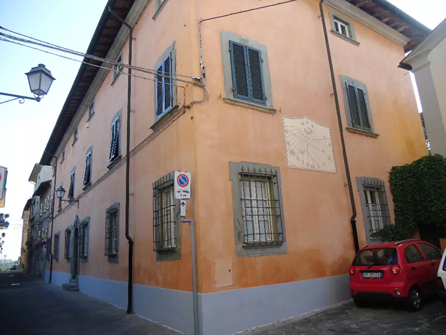 Immagine 1 di Immobile di prestigio in vendita  a Santa Maria A Monte