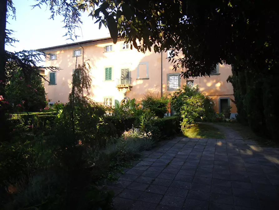 Immagine 11 di Immobile di prestigio in vendita  a Santa Maria A Monte