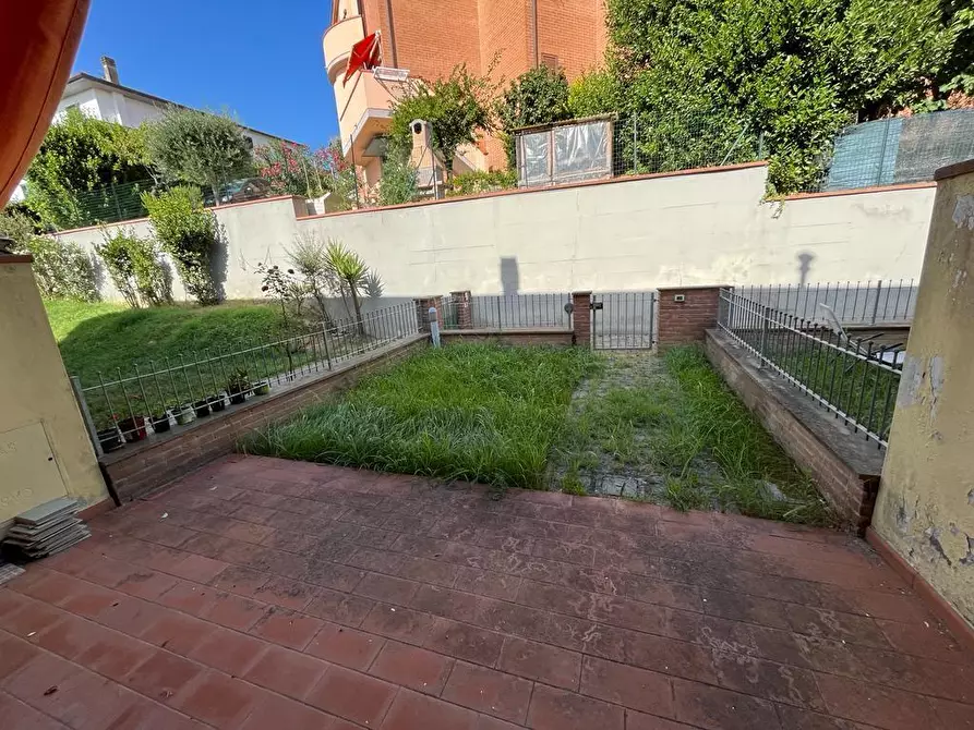 Immagine 14 di Appartamento in vendita  a Peccioli