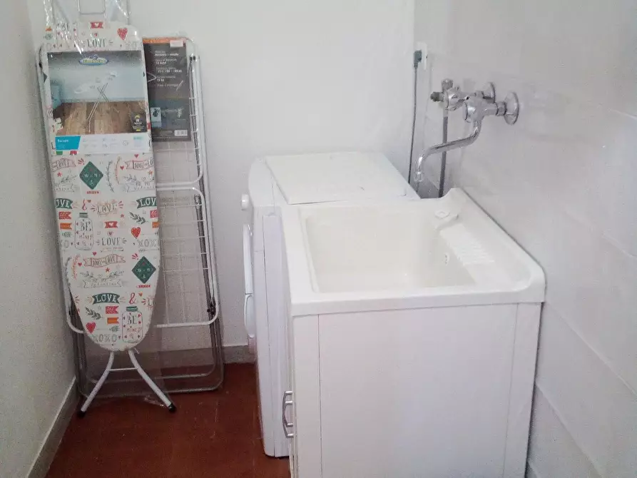 Immagine 17 di Appartamento in affitto  a Rosignano Marittimo