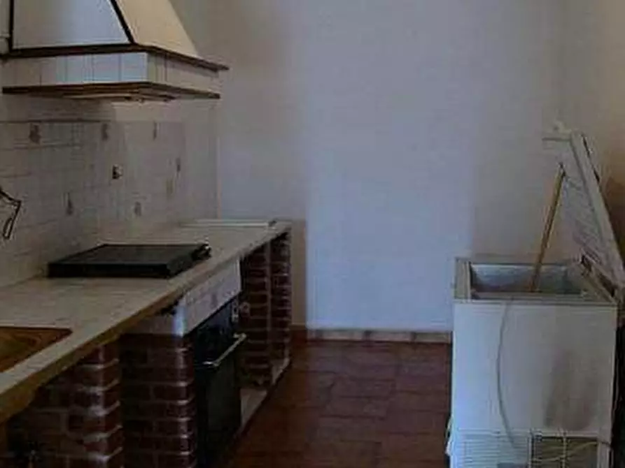 Immagine 2 di Appartamento in vendita  a Cascina