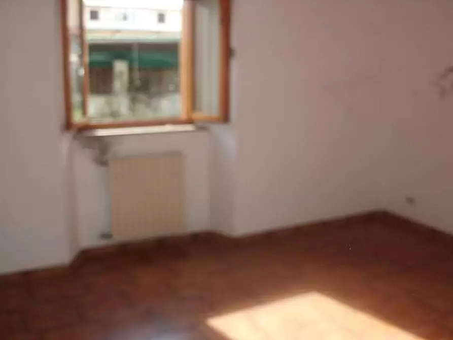 Immagine 10 di Appartamento in vendita  a Cascina