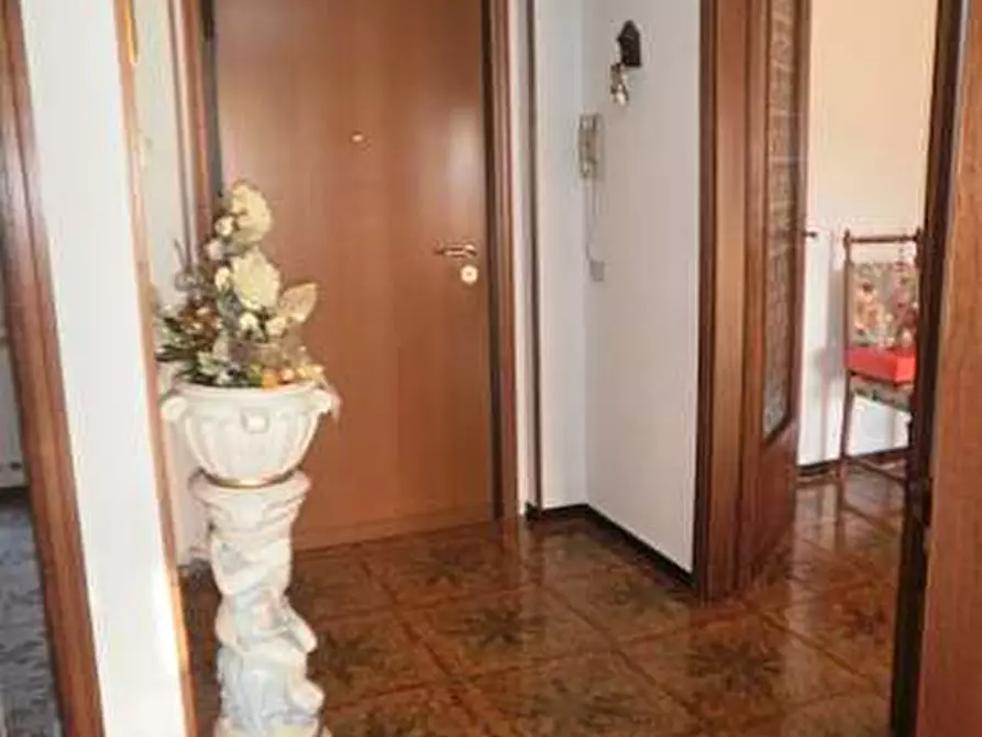 Immagine 3 di Appartamento in vendita  a Cascina