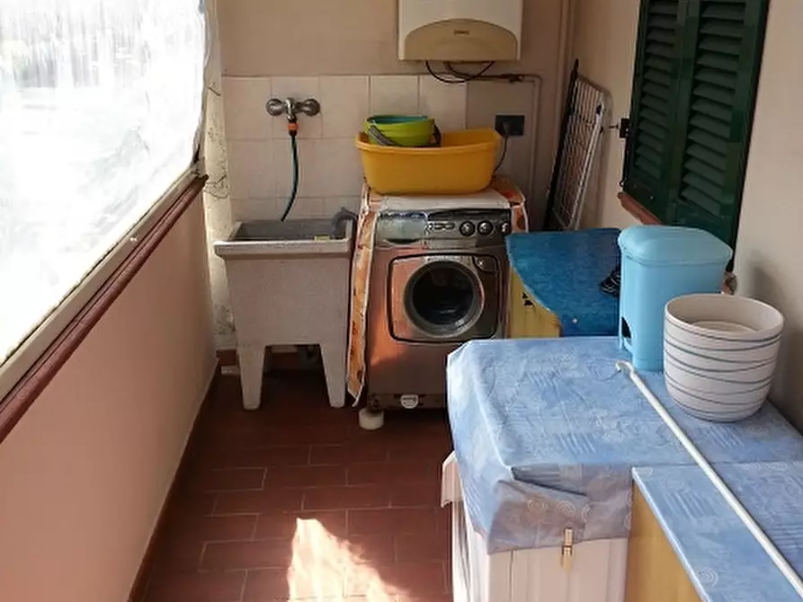 Immagine 9 di Appartamento in vendita  a Montopoli In Val D'arno