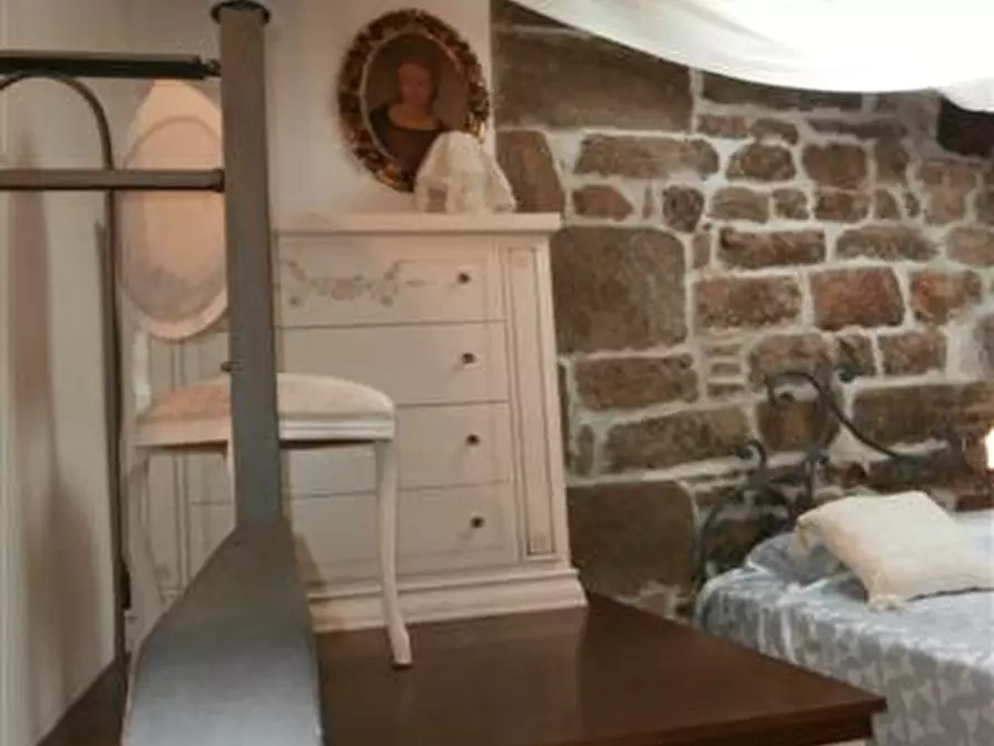 Immagine 2 di Appartamento in vendita  a Pisa