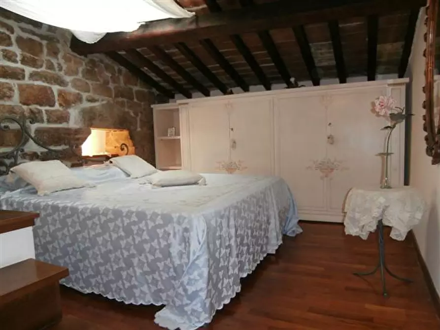 Immagine 1 di Appartamento in vendita  a Pisa