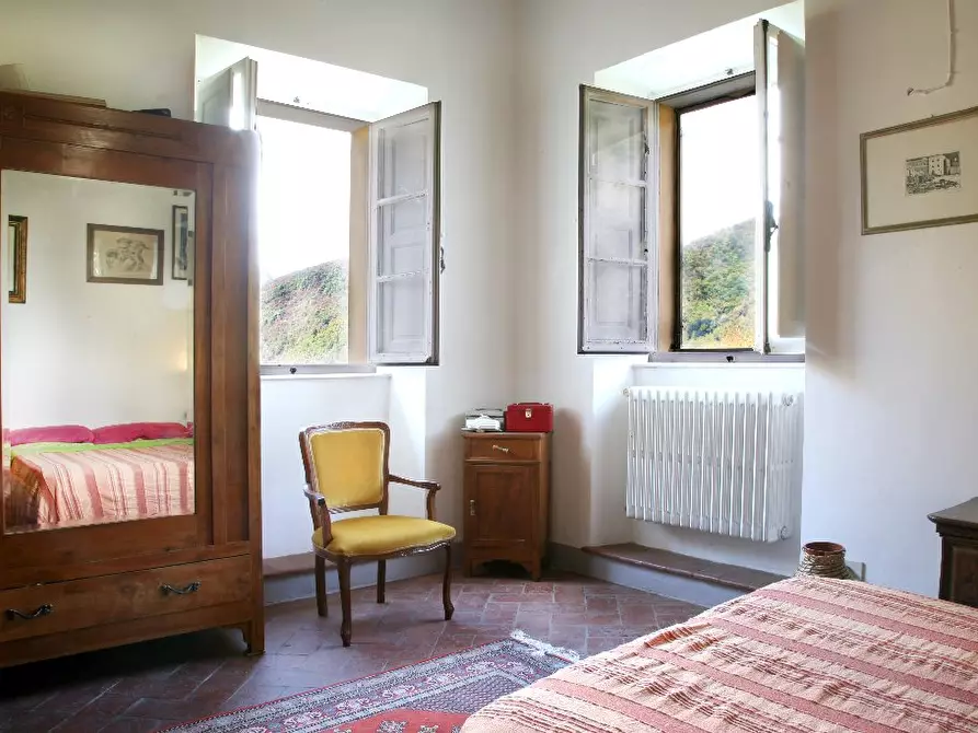 Immagine 15 di Rustico / casale in vendita  a Pietrasanta