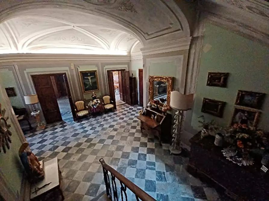 Immagine 18 di Villa in vendita  a Cascina