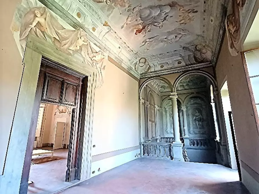 Immagine 15 di Ufficio in vendita  a Pisa