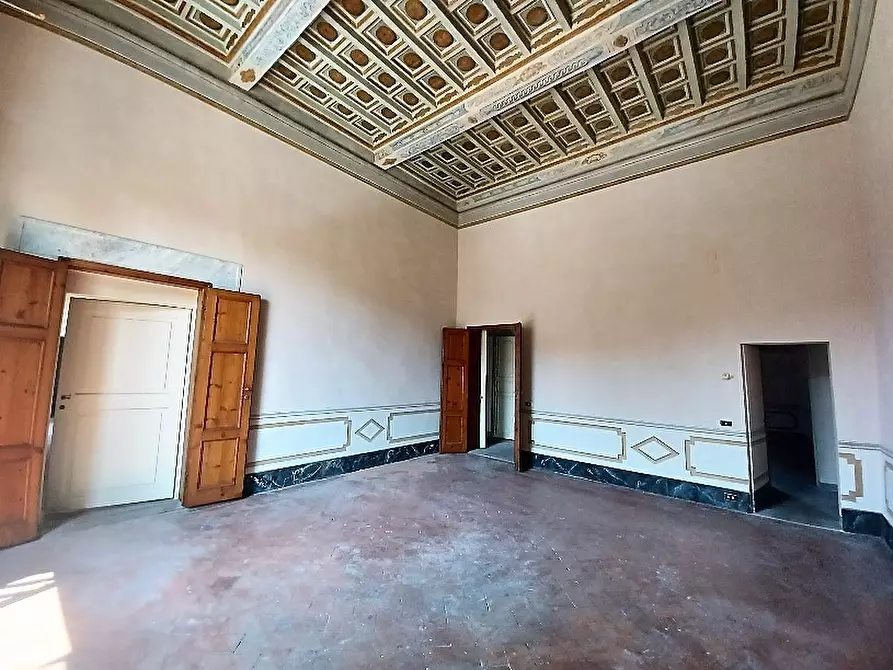 Immagine 30 di Ufficio in vendita  a Pisa