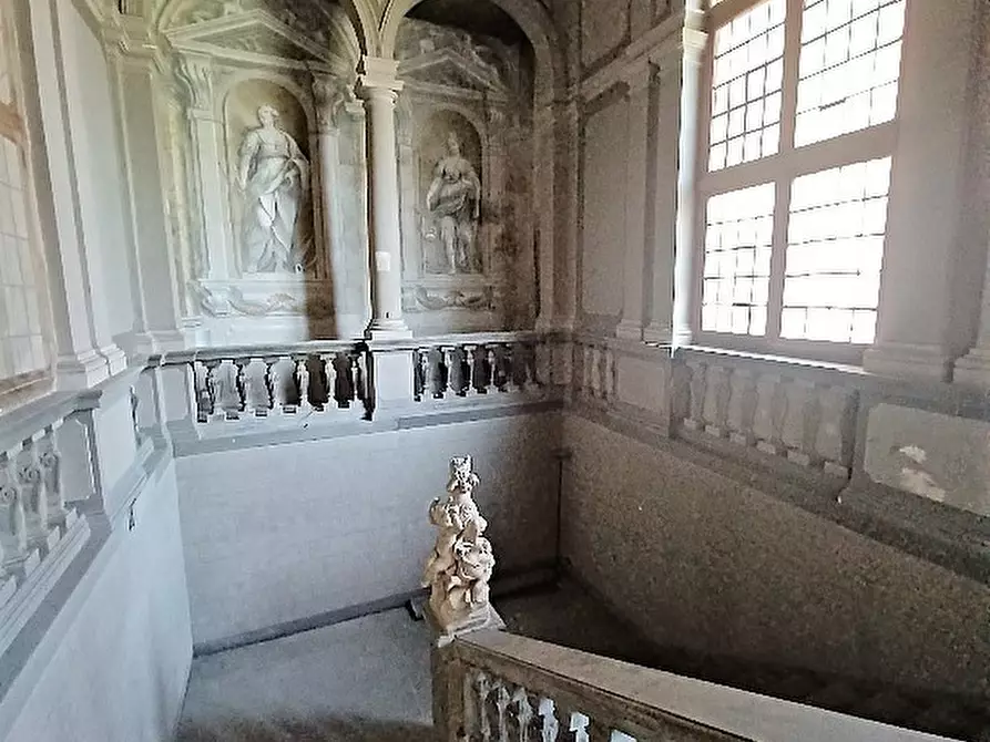 Immagine 6 di Ufficio in vendita  a Pisa