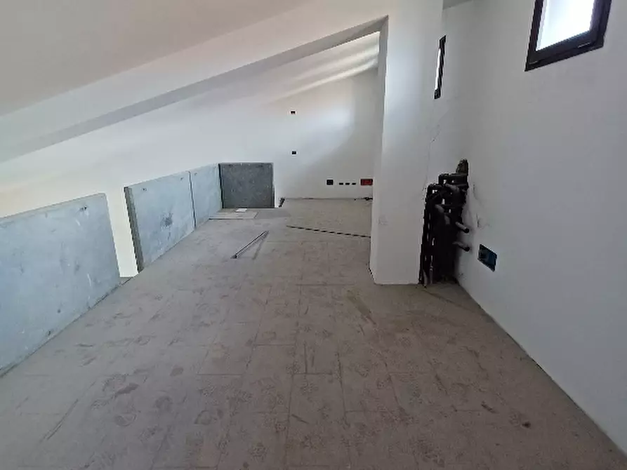 Immagine 5 di Ufficio in affitto  a Pisa