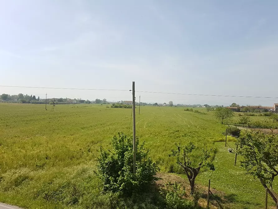Immagine 41 di Villa in vendita  a Cascina