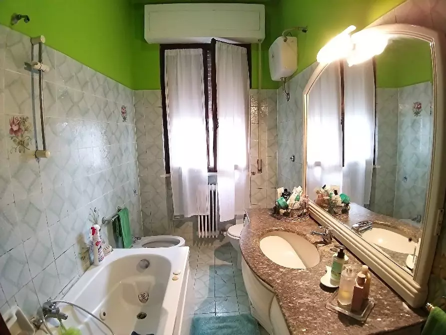 Immagine 14 di Appartamento in vendita  a San Giuliano Terme