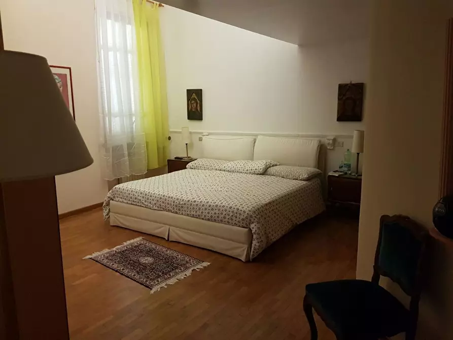 Immagine 9 di Appartamento in vendita  a Pisa