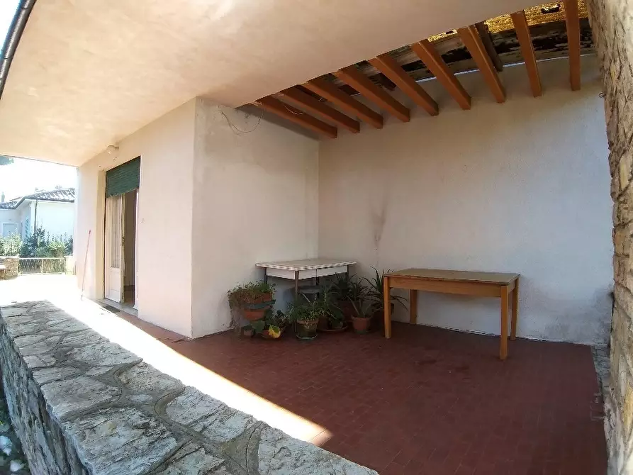 Immagine 31 di Villa in vendita  a Pisa