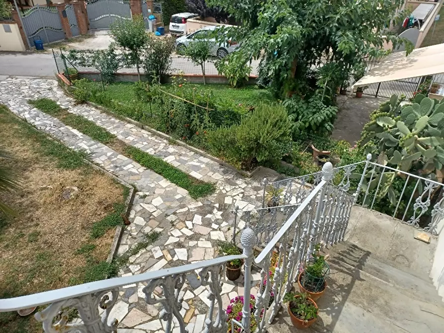 Immagine 8 di Porzione di casa in vendita  a Pisa