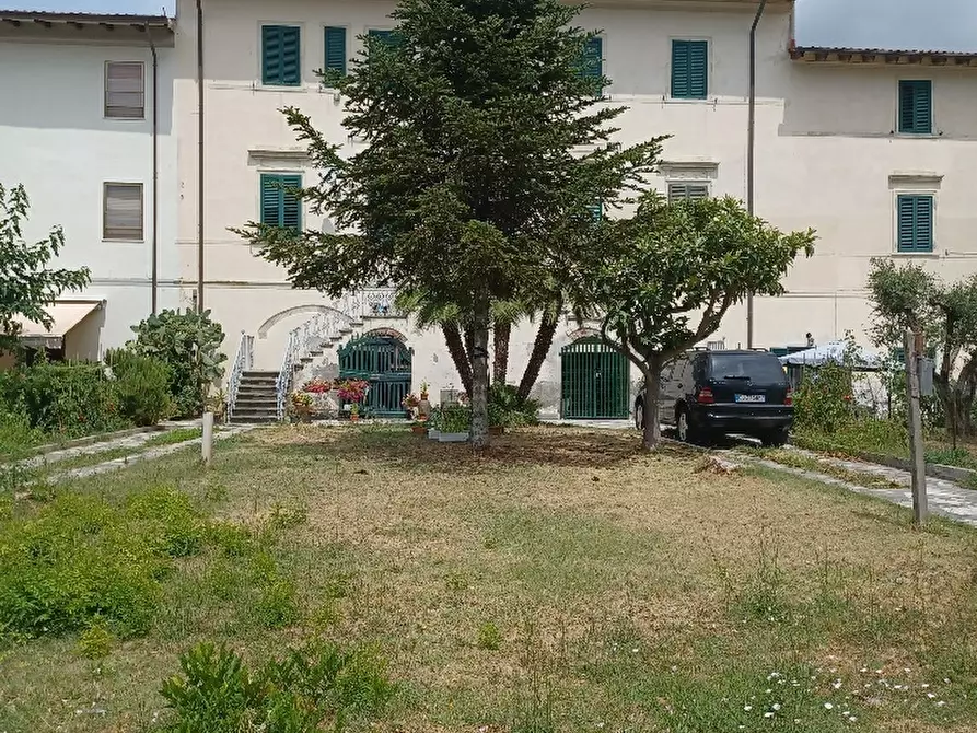 Immagine 3 di Porzione di casa in vendita  a Pisa