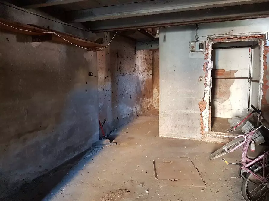 Immagine 3 di Rustico / casale in vendita  a Cascina