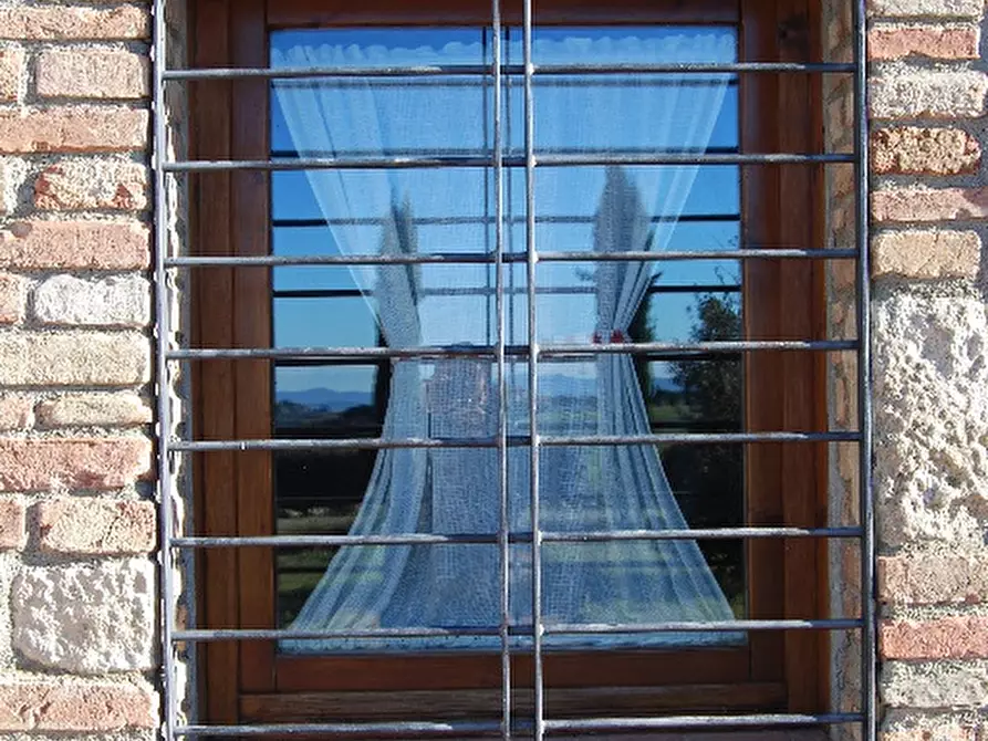 Immagine 28 di Casa colonica in vendita  a Volterra